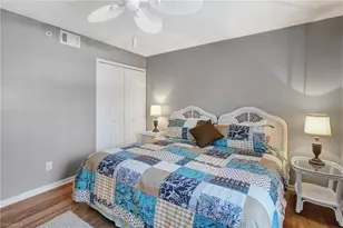 575 Club Side Dr, Naples, FL 34110 - Photo 35