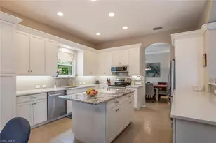 2839 Lone Pine Ln, Naples, FL 34119 - Photo 9