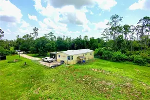 330 F Rd, Labelle, FL 33935 - Photo 3