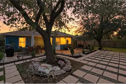 2207 NE 28th St, Cape Coral, FL 33909 - Photo 29