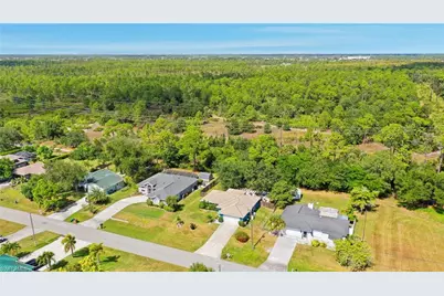 2207 NE 28th St, Cape Coral, FL 33909 - Photo 35