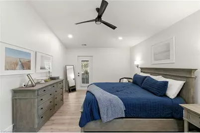 1020 19th St SW, Naples, FL 34117 - Photo 17