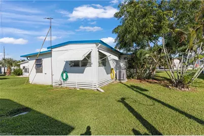 123 Cedar Ln #42, Naples, FL 34114 - Photo 11