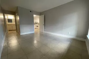 5323 Summerlin Rd, Fort Myers, FL 33919 - Photo 9