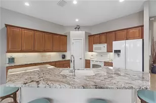 6097 Dogleg Dr, Naples, FL 34113 - Photo 9