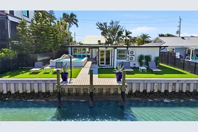 239 Curlew St, Fort Myers Beach, FL 33931 - Photo 37