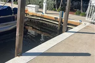 900 Broad Ave S, Naples, FL 34102 - Photo 3