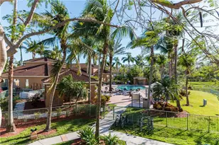 1230 Wildwood Lakes Blvd, Naples, FL 34104 - Photo 13