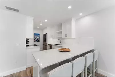 2100 Gulf Shore Blvd N #107, Naples, FL 34102 - Photo 11