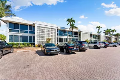 2100 Gulf Shore Blvd N #107, Naples, FL 34102 - Photo 31