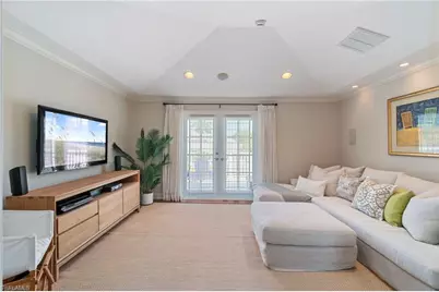 645 Broad Ave S, Naples, FL 34102 - Photo 23