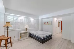 3618 Cottage Club Ln, Naples, FL 34105 - Photo 17