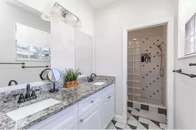 3618 Cottage Club Ln, Naples, FL 34105 - Photo 7