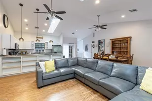 3618 Cottage Club Ln, Naples, FL 34105 - Photo 3