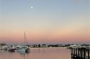 1325 7th St S, Naples, FL 34102 - Photo 23