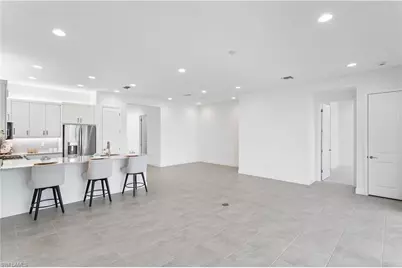 12438 Dahlia Ct, Naples, FL 34120 - Photo 5