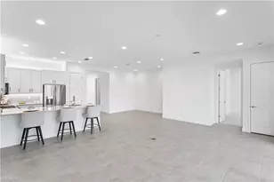 12438 Dahlia Ct, Naples, FL 34120 - Photo 5