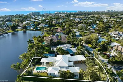 575 Palm Cir E, Naples, FL 34102 - Photo 49