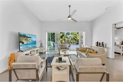 811 108th Ave N, Naples, FL 34108 - Photo 11