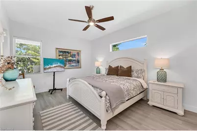 811 108th Ave N, Naples, FL 34108 - Photo 17
