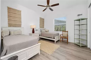 811 108th Ave N, Naples, FL 34108 - Photo 25