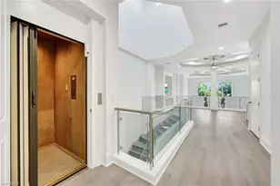 699 Fairway Terrace, Naples, FL 34103 - Photo 25