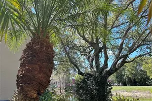 3545 Laurel Greens Ln N, Naples, FL 34119 - Photo 31