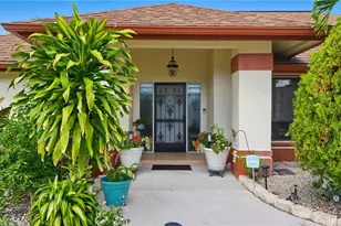 9542 Campbell Cir, Naples, FL 34109 - Photo 25
