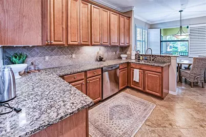 9107 Napoli Ct #201, Naples, FL 34113 - Photo 11