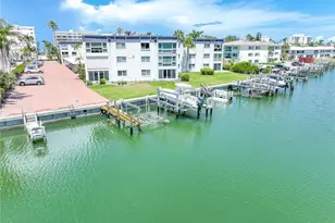 1930 Gulf Shore Blvd N, Naples, FL 34102 - Photo 25