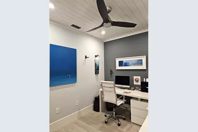 10620 Gulf Shore Dr #201, Naples, FL 34108 - Photo 17