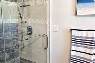 10620 Gulf Shore Dr, Naples, FL 34108 - Photo 15