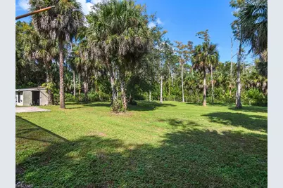 5311 Hickory Wood Dr, Naples, FL 34119 - Photo 39