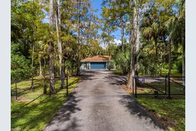 5311 Hickory Wood Dr, Naples, FL 34119 - Photo 41