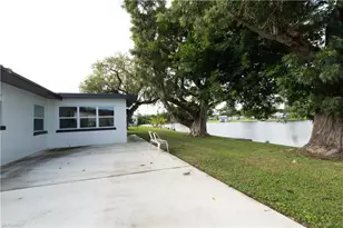 1313 Thompson St, North Fort Myers, FL 33903 - Photo 25