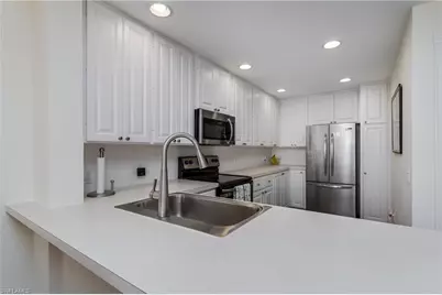 28700 Alessandria Cir, Bonita Springs, FL 34135 - Photo 15