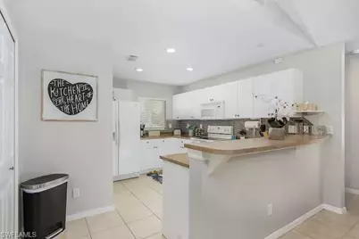 2705 SW 11th Pl, Cape Coral, FL 33914 - Photo 11