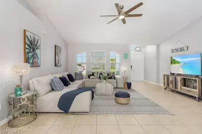 2705 SW 11th Pl, Cape Coral, FL 33914 - Photo 7