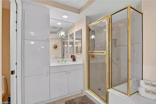 420 Cove Tower Dr, Naples, FL 34110 - Photo 25