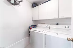 940 Woodshire Ln, Naples, FL 34105 - Photo 21