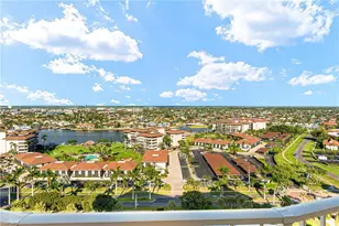 260 Seaview Ct, Marco Island, FL 34145 - Photo 31