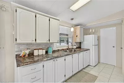 4 Oceans Blvd #4, Naples, FL 34104 - Photo 11