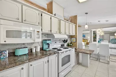 4 Oceans Blvd #4, Naples, FL 34104 - Photo 13