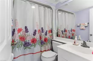 409 Gabriel Cir, Naples, FL 34104 - Photo 19