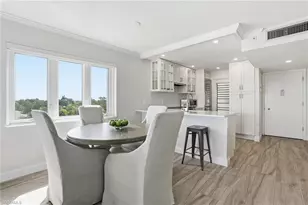 1300 Gulf Shore Blvd N, Naples, FL 34102 - Photo 9