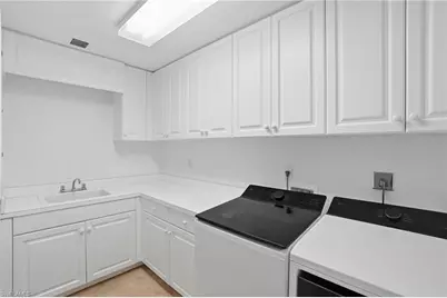 285 Grande Way #801, Naples, FL 34110 - Photo 31