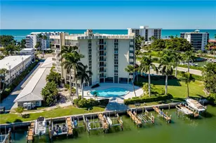 2150 Gulf Shore Blvd N, Naples, FL 34102 - Photo 7