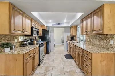 4142 SW 22nd Ct, Cape Coral, FL 33914 - Photo 11