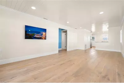 310 14th Ave S #310B, Naples, FL 34102 - Photo 3