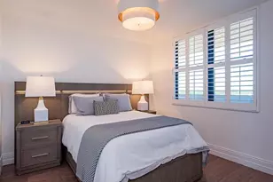 6585 Nicholas Blvd, Naples, FL 34108 - Photo 11